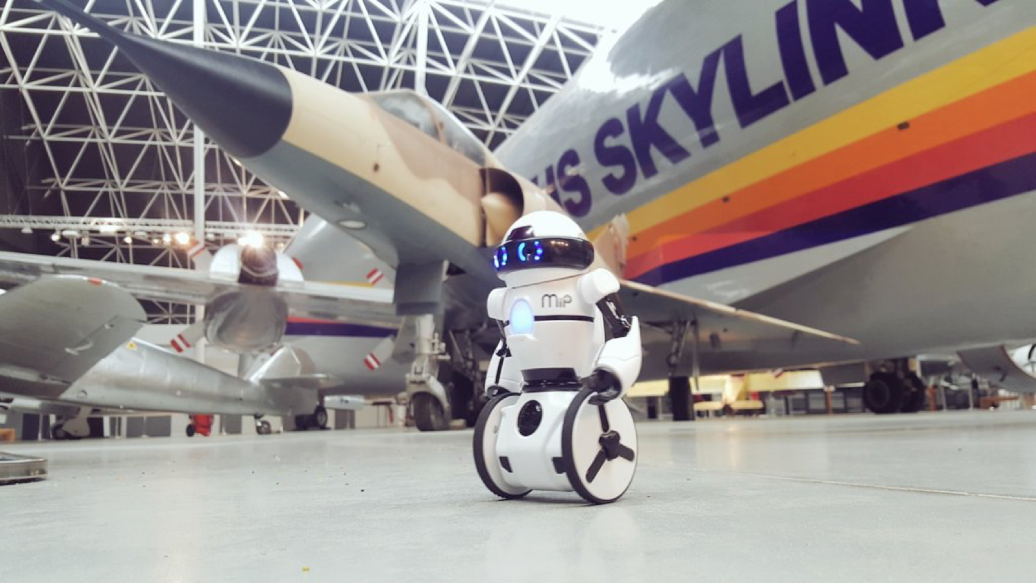 Wowwee MiP robot Wowwee MiP robot